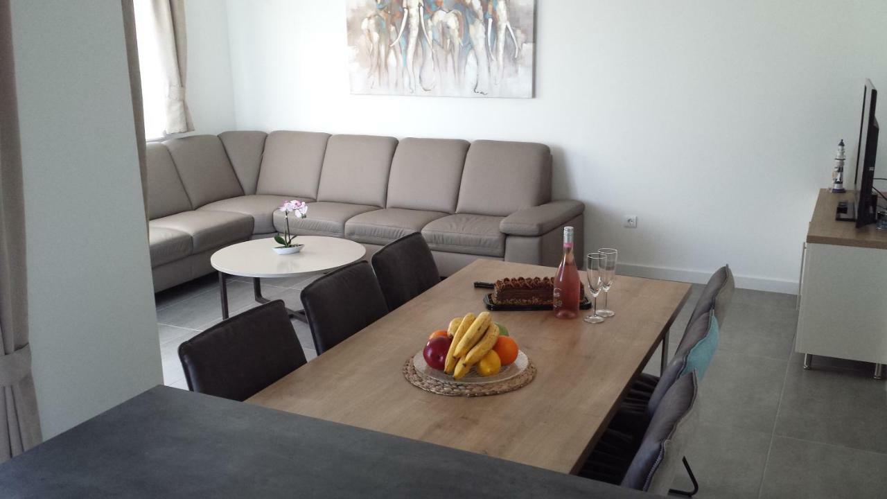 Apartment Aria Exclusive פטרצ'אנה מראה חיצוני תמונה