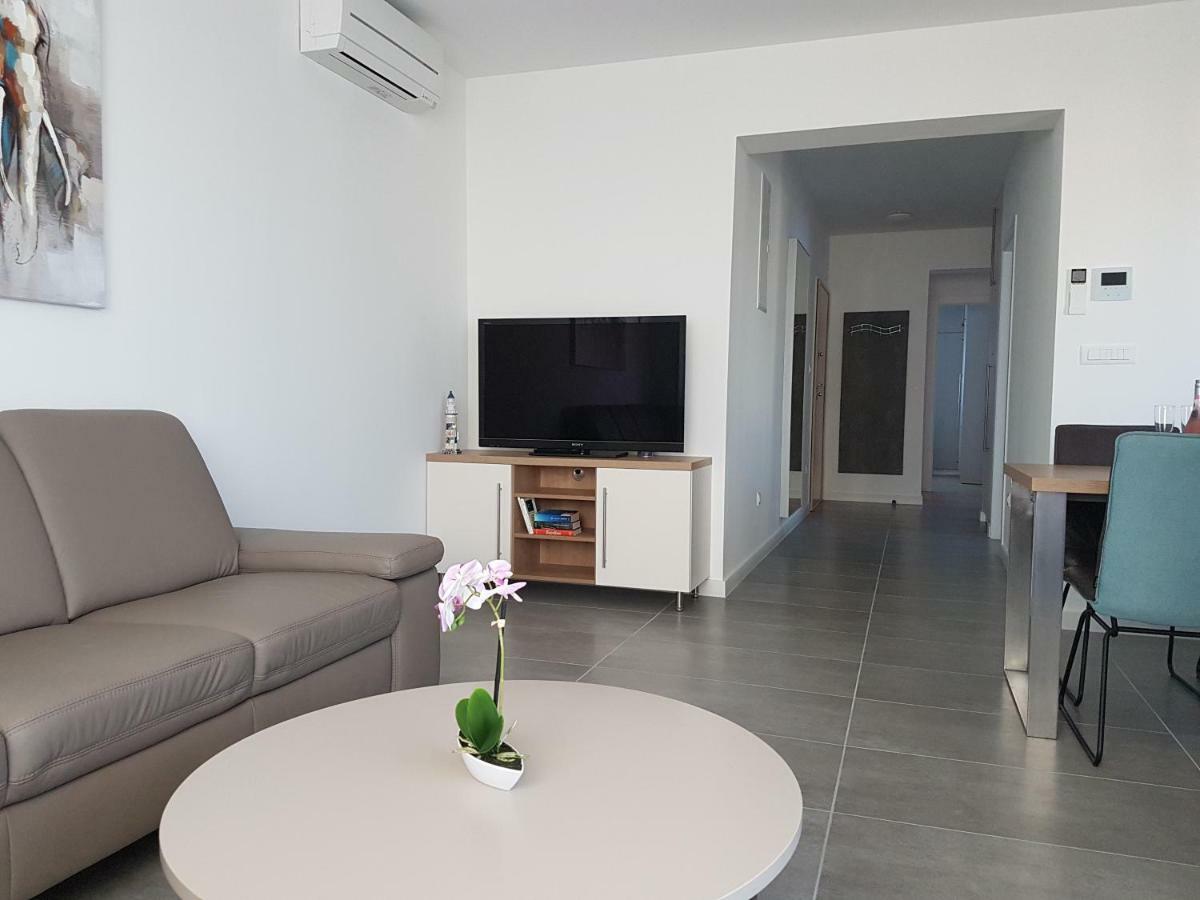 Apartment Aria Exclusive פטרצ'אנה מראה חיצוני תמונה